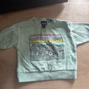 Preowned 12M Patagonia sweatshirt